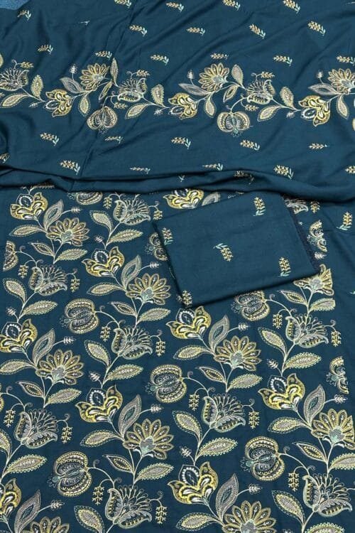 Karandi 3 Piece Suit with Karandi Dupatta